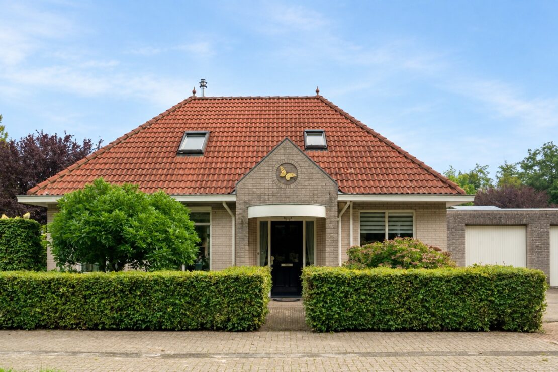 Foto 1 Luzernevlinder 147 – Meppel